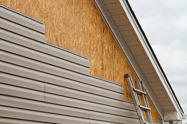 24/7 Emergency Vinyl Siding experts in Fayetteville, TN